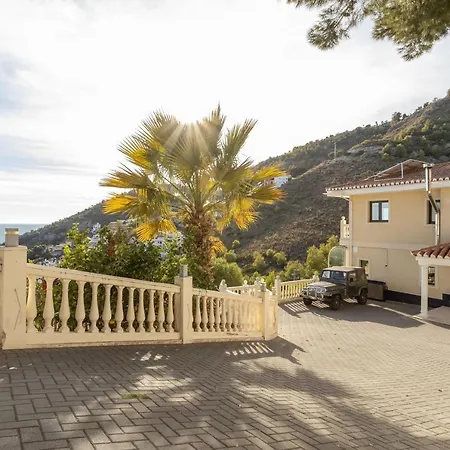In La Herradura نيرخا